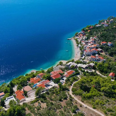 Awesome In Krvavica